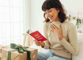 Deze vier vrouwen ontvingen een bijzondere kerstkaart die ze nooit zullen vergeten
