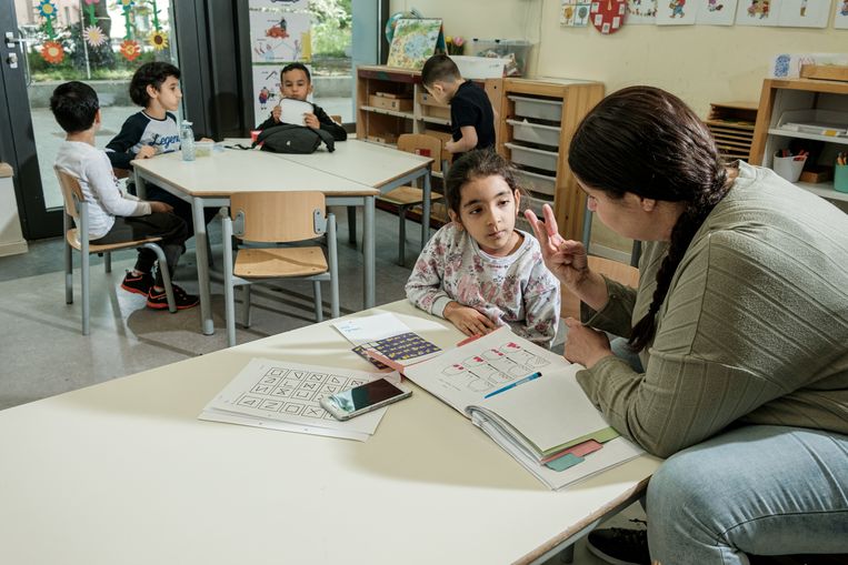 Zo lastig is het om een basisschool in coronatijd draaiend te houden