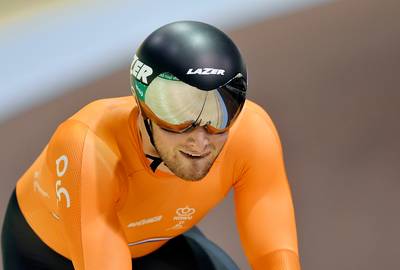 Goud Büchli op keirin bij wereldbeker baanrennen