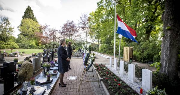 Burgemeesters Tubbergen en Twenterand: 'Blijf zelf nadenken en de verhalen doorvertellen' - Tubantia