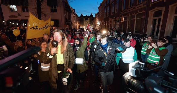 3FM dj's lopen van Zevenbergen via Made en Geertruidenberg naar Waspik voor Serious Request - BN DeS