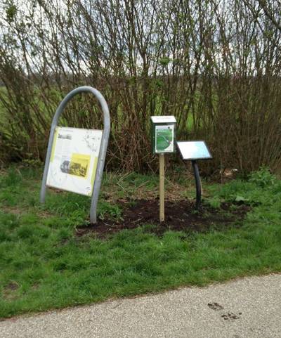 Folderkast en infobord al na twee maanden gesloopt: 'Schandalig'