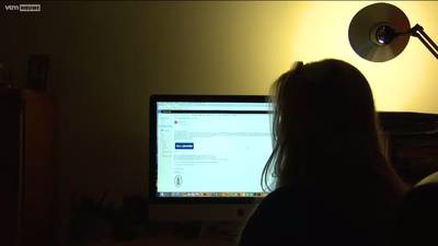 Nepstudent ontfutselt vrouwen seksbekentenissen en intieme beelden