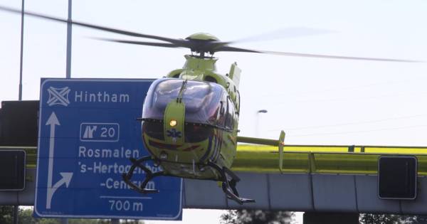 Motorrijder zwaargewond na ongeluk op A59.