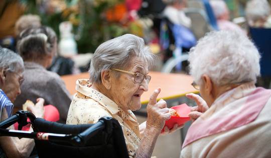 Tekort aan Nederlandstalige stageplekken in Brusselse woon-zorgcentra: ‘Als we het nog willen keren, moeten we nu iets ondernemen’