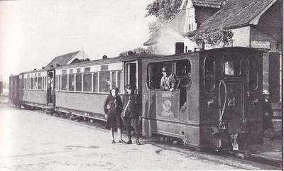 Stukje originele rails Zutphen-Emmerikse tram terug in Baak