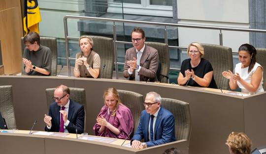 Van landingsbanen tot paardenloket: ontdek hier welke subsidies worden geschrapt