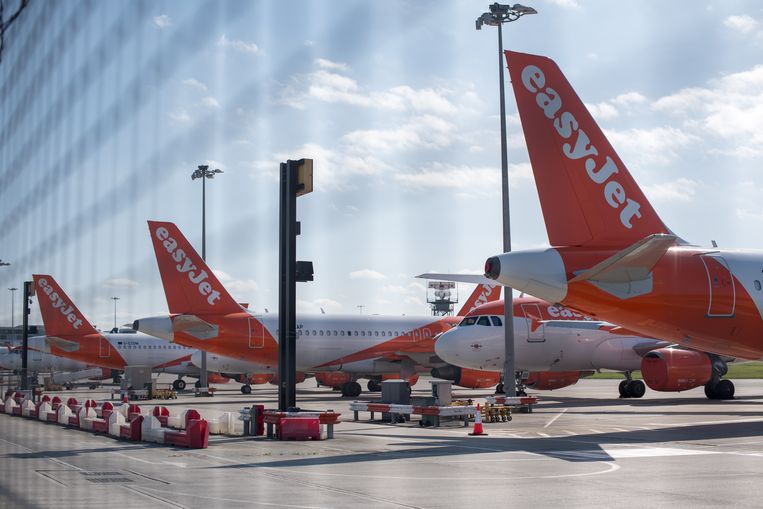 Easyjet houdt na crisis middelste stoel leeg De Volkskrant