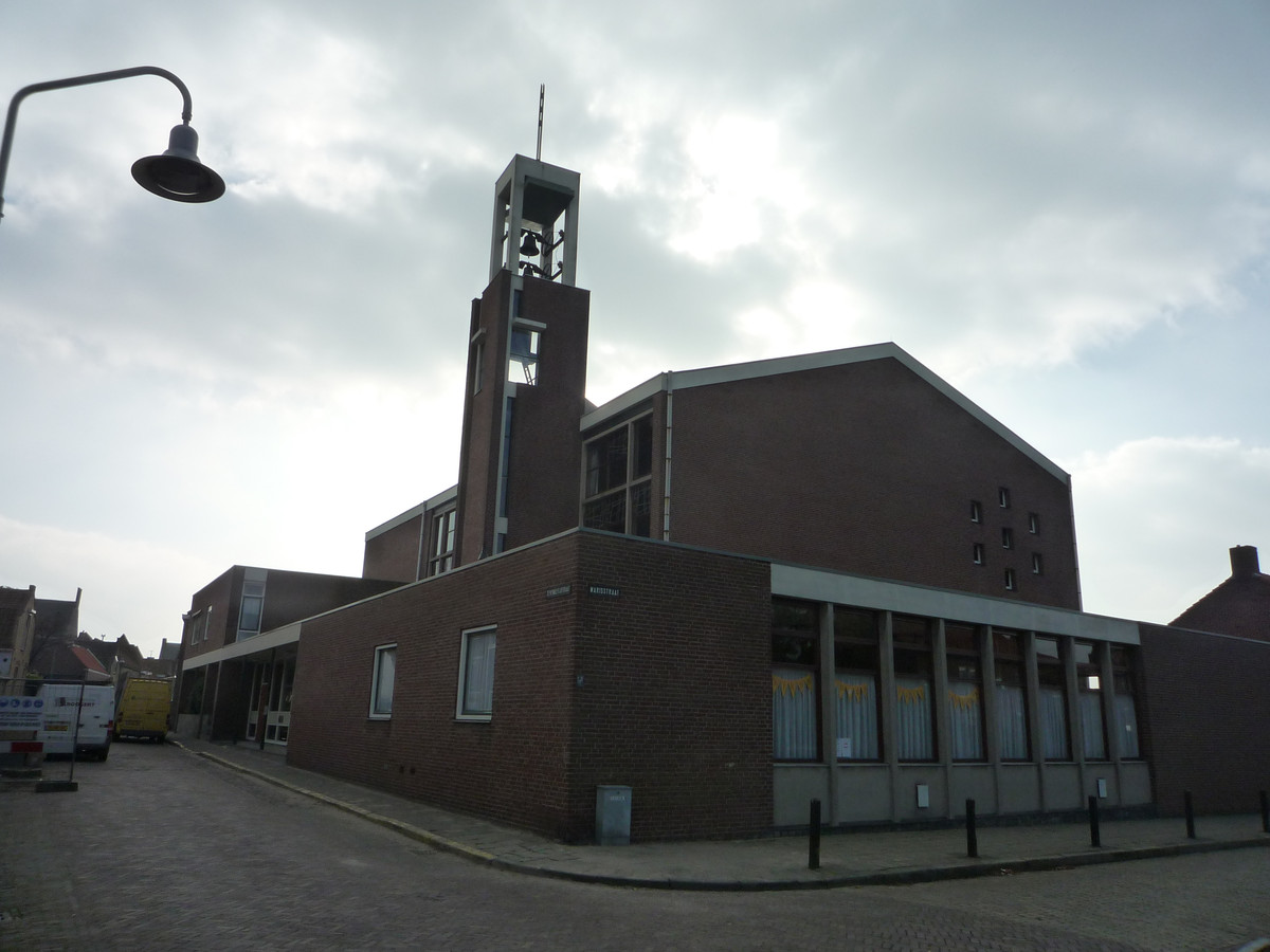 Christelijk gerefomeerde kerk is er voor iedereen in Buzee Foto pzc.nl