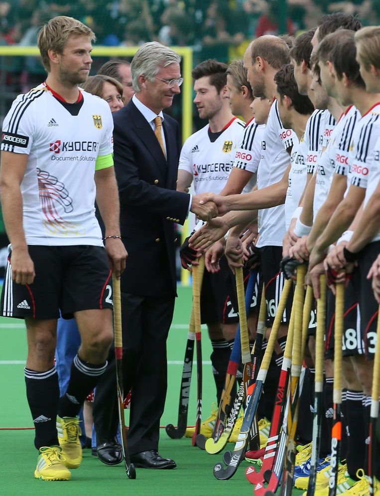 Red Lions slepen sensationele zege uit de brand | EK ...