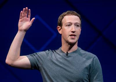 Mark Zuckerberg diep door het stof: Facebook-problemen gaan nog jaren duren