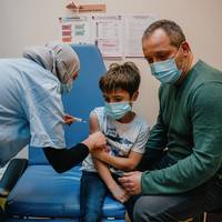 ‘Intrigerende vondst’: complicatie na covidinfectie bij kinderen komt door heropflakkering klierkoortsvirus