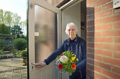 Riet uit Ouwerkerk is mantelzorger: ‘De huisarts zei: je bent meer verpleegster dan echtgenote’