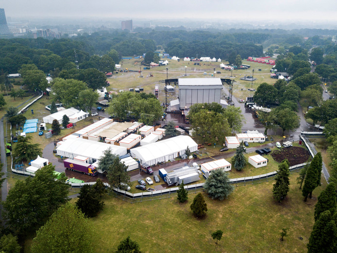 Festivaldorp in het Nijmeegse Goffertpark Goffertconcerten