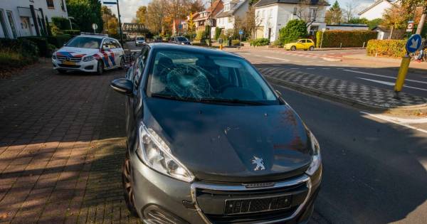 Jonge fietsster gewond bij ongeval in Geldrop.