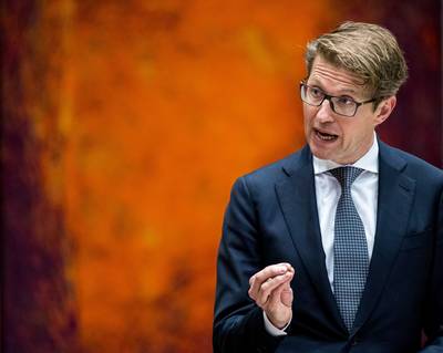 Kabinet: Geldstroom uit 'onvrij' land in kaart brengen