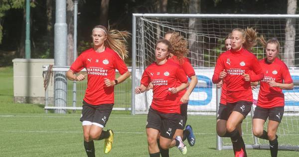 Complete Selectie En Staf Van Vrouwenteam Psv In Quarantaine Na Positieve Coronatesten Nederlands Voetbal Ad Nl