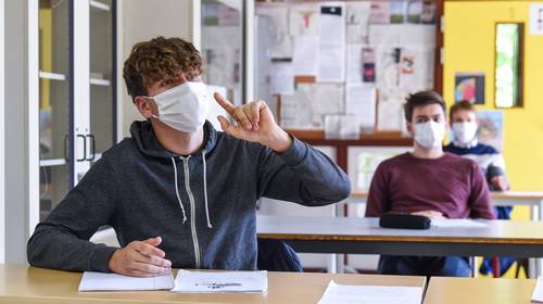 Mag ik nog op weekend met mijn bubbel? En komen er nog examens in het middelbaar?