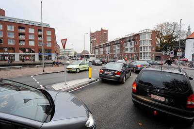 Breda gaat benzineauto niet wegjagen zoals Amsterdam doet