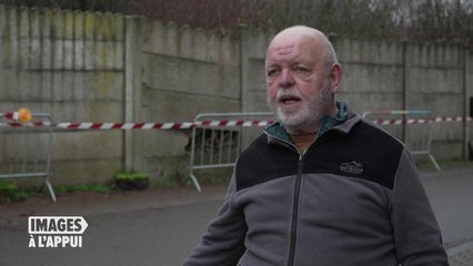 8. Il a volé notre intimité !