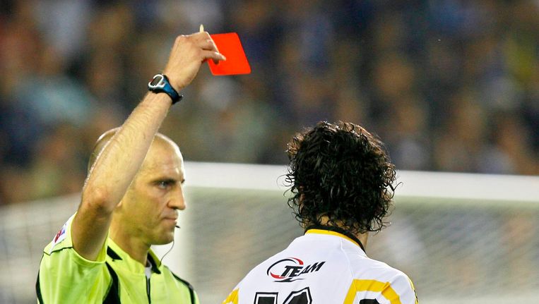 Bultynck zet punt achter scheidsrechtercarrière | Belgisch Voetbal | Sport | HLN