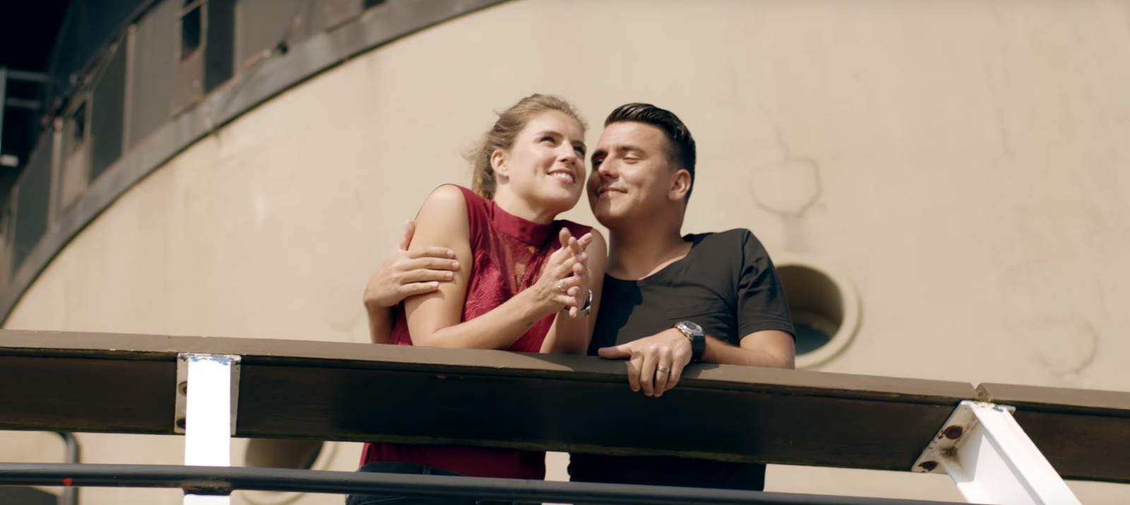 Jan Smit flirt met Marieke Elsinga in nieuwe clip | Foto ... Jan Smit flirt met Marieke Elsinga in nieuwe clip | Foto ...