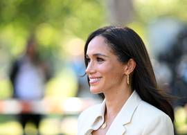 Dít is de echte reden dat Meghan niet naar de kroning van Charles kwam
