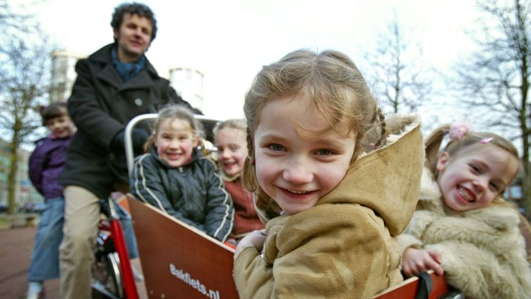 Voorpagina Waar is vaderfiguur gebleven? - Volkskrant