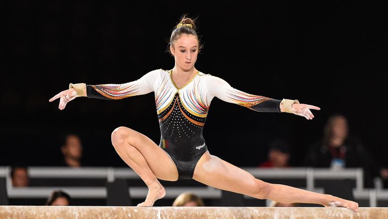 Nina Derwael achtste in allroundfinale, Rune Hermans net ...