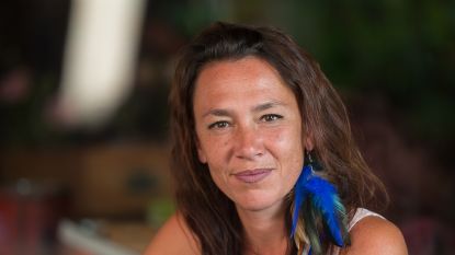 Slongs Stond Tijdens Haar Burn Out Met Paniekaanvallen Op Het Podium Ik Dacht Dat Ik Gek Aan Het Worden Was Showbizz Hln Be