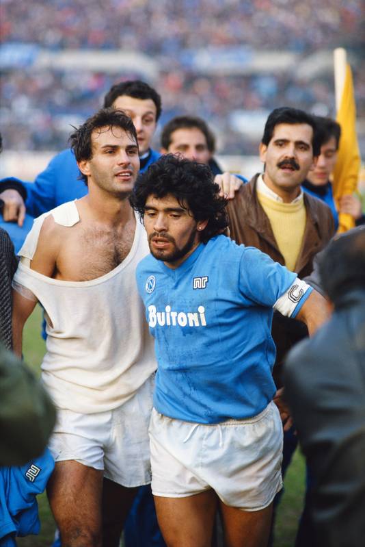 Diego Maradona na de winst van Napoli op Juventus, maart 1987.