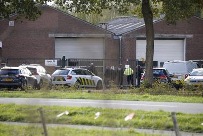 Arrestatieteam valt pand Wanroij binnen