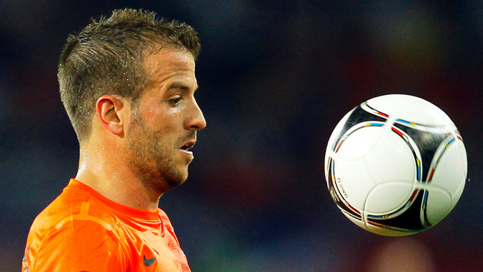 Oranje Met Vlaar Huntelaar En Captain Van Der Vaart Nederlands Voetbal Tubantia Nl