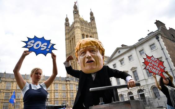 Live - Conservatief parlementslid loopt over: Boris Johnson is meerderheid kwijt in Lagerhuis