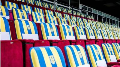 ‘Netflix-stoelen’ van RKC Waalwijk te koop