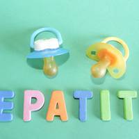 Aan deze klachten herken je hepatitis bij kinderen