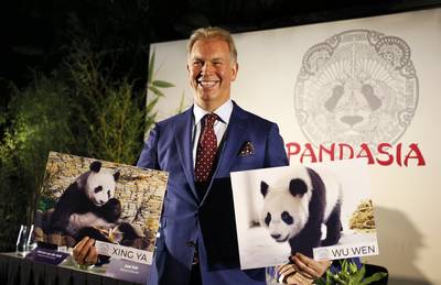 Pandamiljardair koopt bouwgrond bij tippelzone