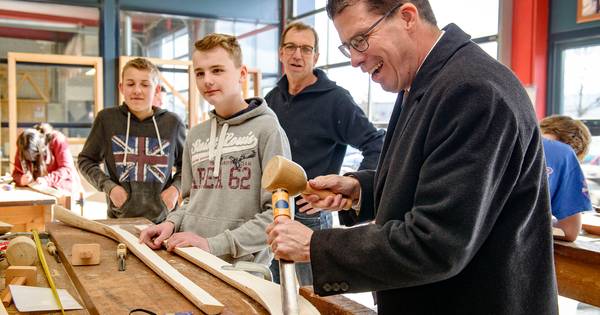 ‘Hakken’ van de midwinterhoorn als immaterieel erfgoed
