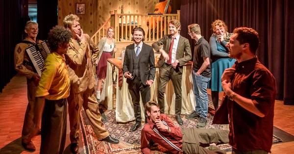 Afstuderen in een Knegselse theaterzaal