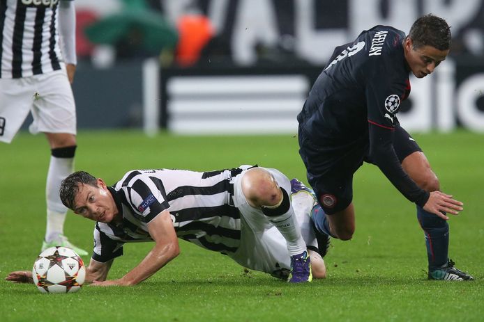 Juventus Ontsnapt Miraculeus Tegen Afellay En Olympiakos Algemeen Gelderlander Nl