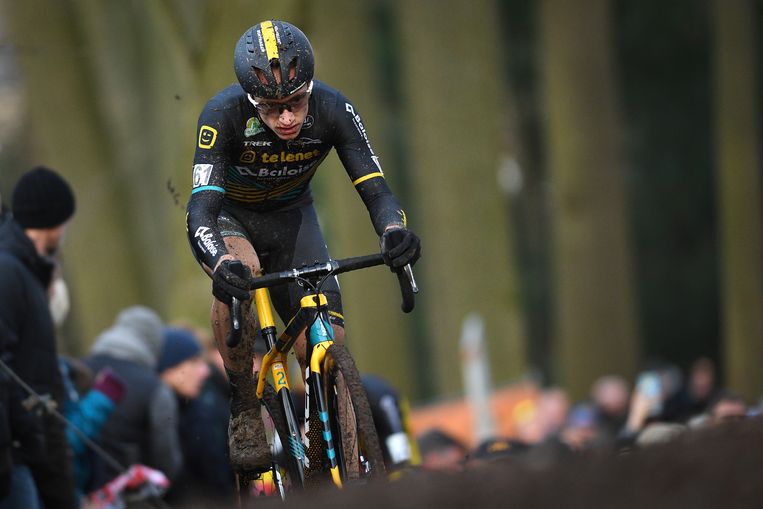 Quinten Hermans wel, Ryan Cortjens net niet op het podium in veldrit Overijse | Tessenderlo | In ...