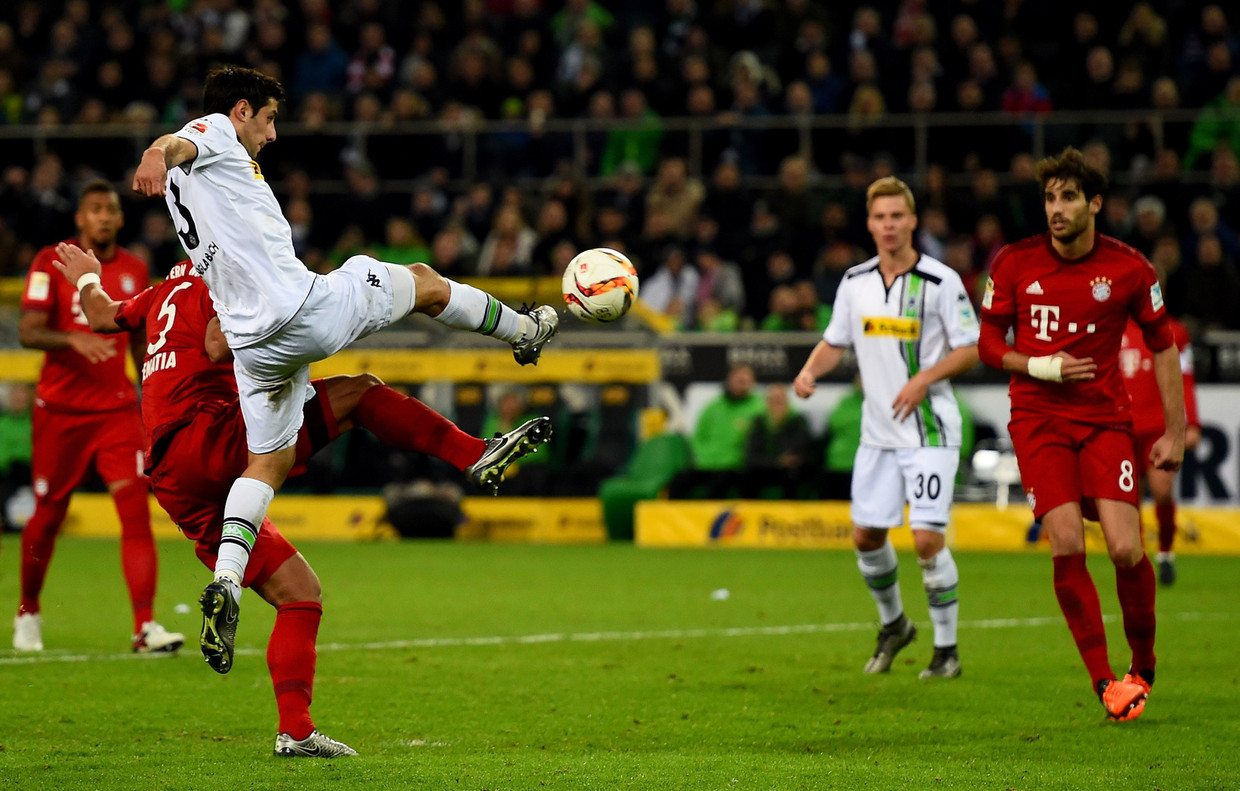 Mönchengladbach bezorgt Bayern eerste nederlaag | Het Parool
