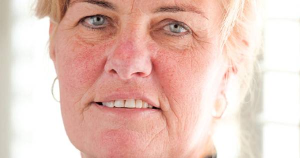 'Pedofiel zwaait elke dag naar moeder slachtoffer' | Binnenland - AD.nl