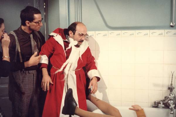 Le Père Noël est une ordure