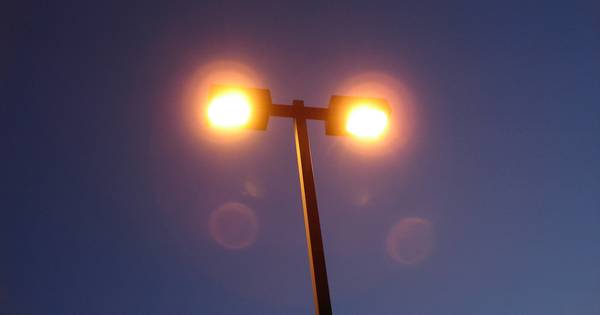 Meer licht moet dorpspad Horssen minder eng maken - De Gelderlander