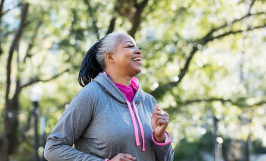 Dít zijn de gezondheidsvoordelen van powerwalking