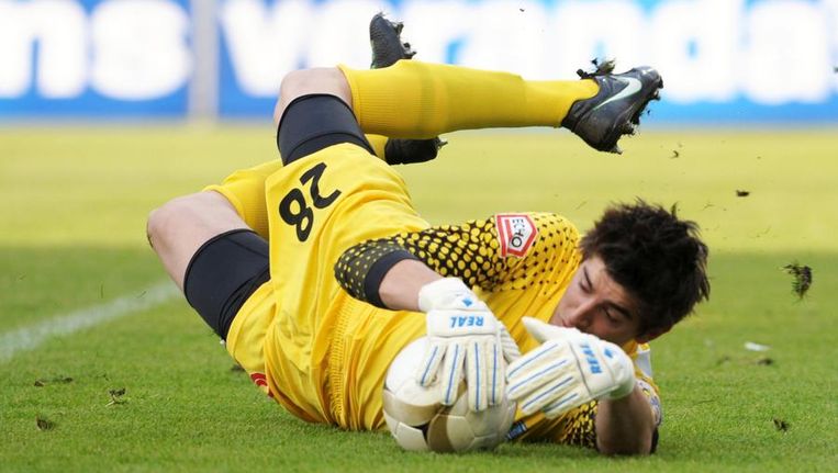 Atletico Madrid stelt Thibaut Courtois officieel voor | De ...