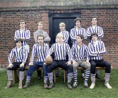 Op Eton moest Boris van zich af bijten, grappig zijn: ‘Anders hield je je niet staande’