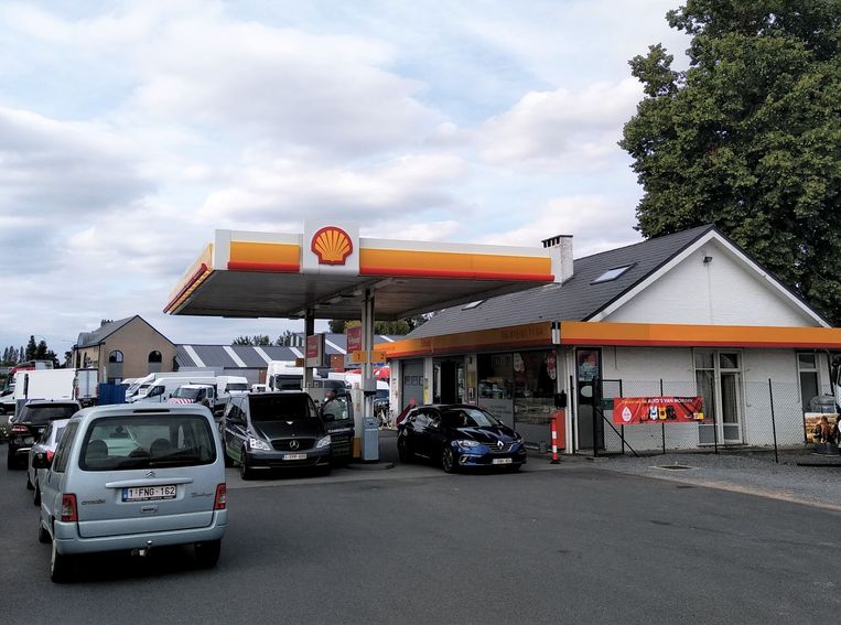 Bizarre overval op tankstation overvallers rijden met gestolen nummerplaten, maar komen wel