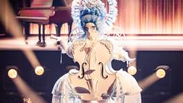 Viool ontroert speurders tot tranen toe in The Masked Singer